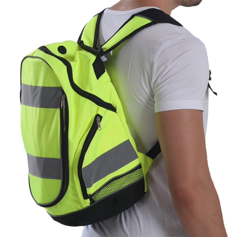  Sac à dos réfléchissant pour des trajets nocturnes en trottinette électrique  - Trot Access, boutique spécialisée en accessoires pour trottinette électrique